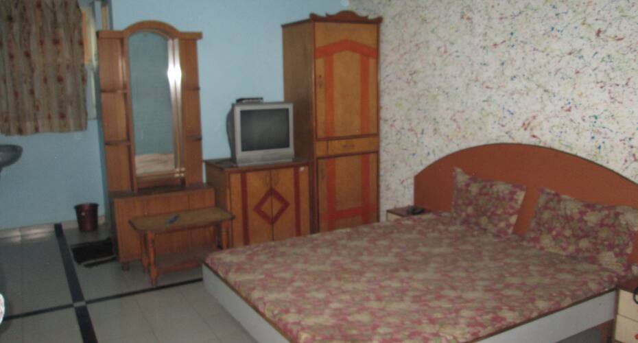 Hotel Palav Palace, Ahmedabad 3